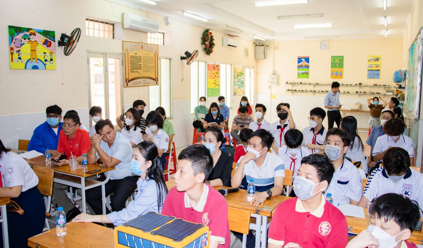 Cao Thang Technical College - Faculty Of Electrical & Electronics Accompany With The Festival “Middle School Students With Scientific Creativity” School Year: 2022 – 2023